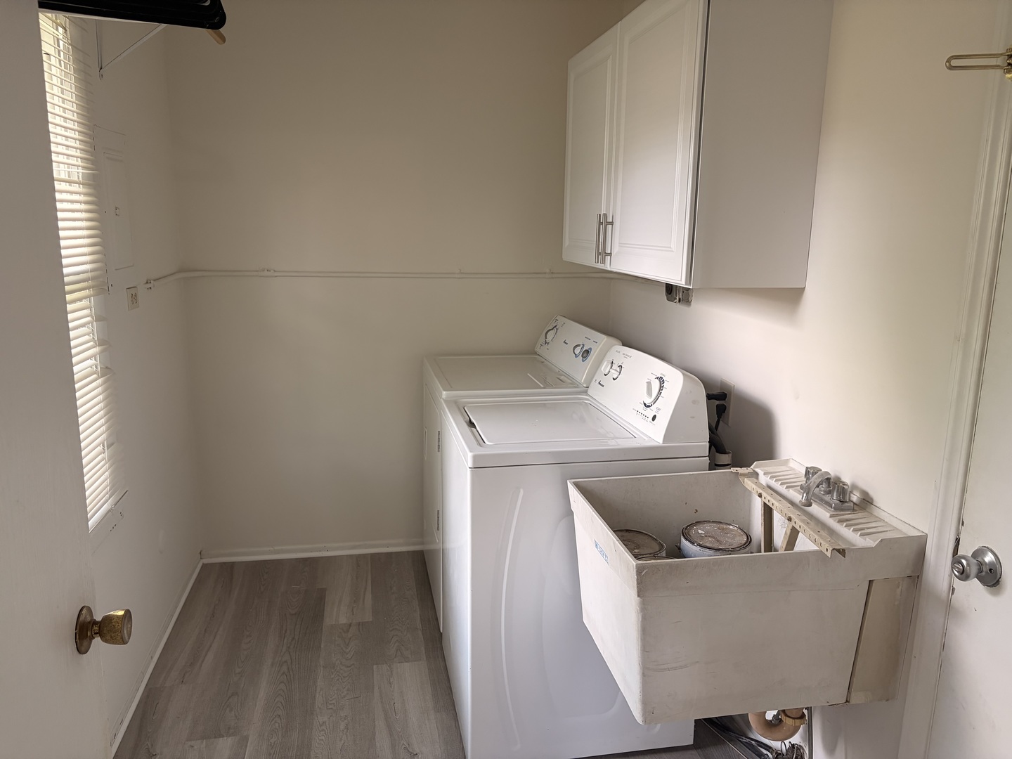 1815 Beach Road Property Photo 8
