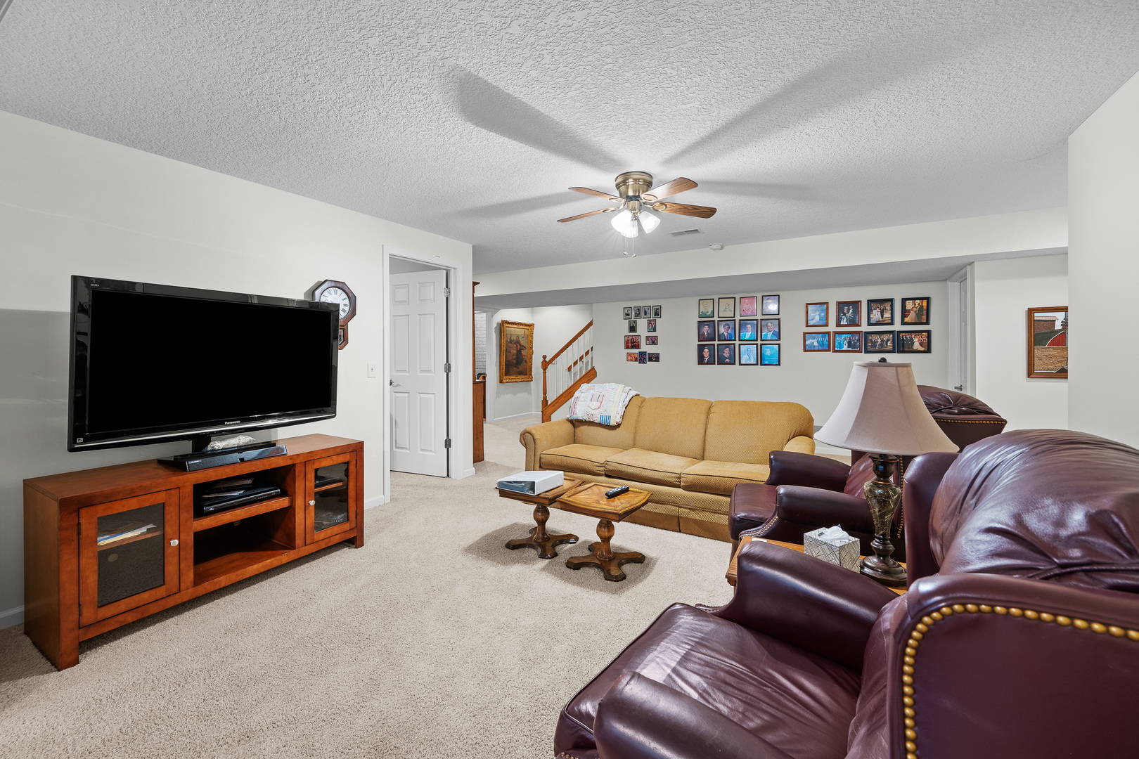 4046 Charles Court Property Photo 24