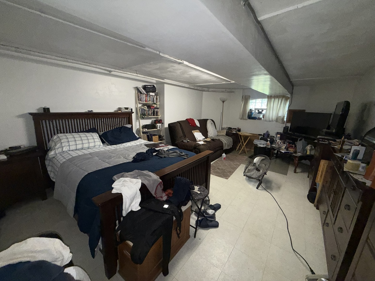 1637 N Sayre Avenue Property Photo 2