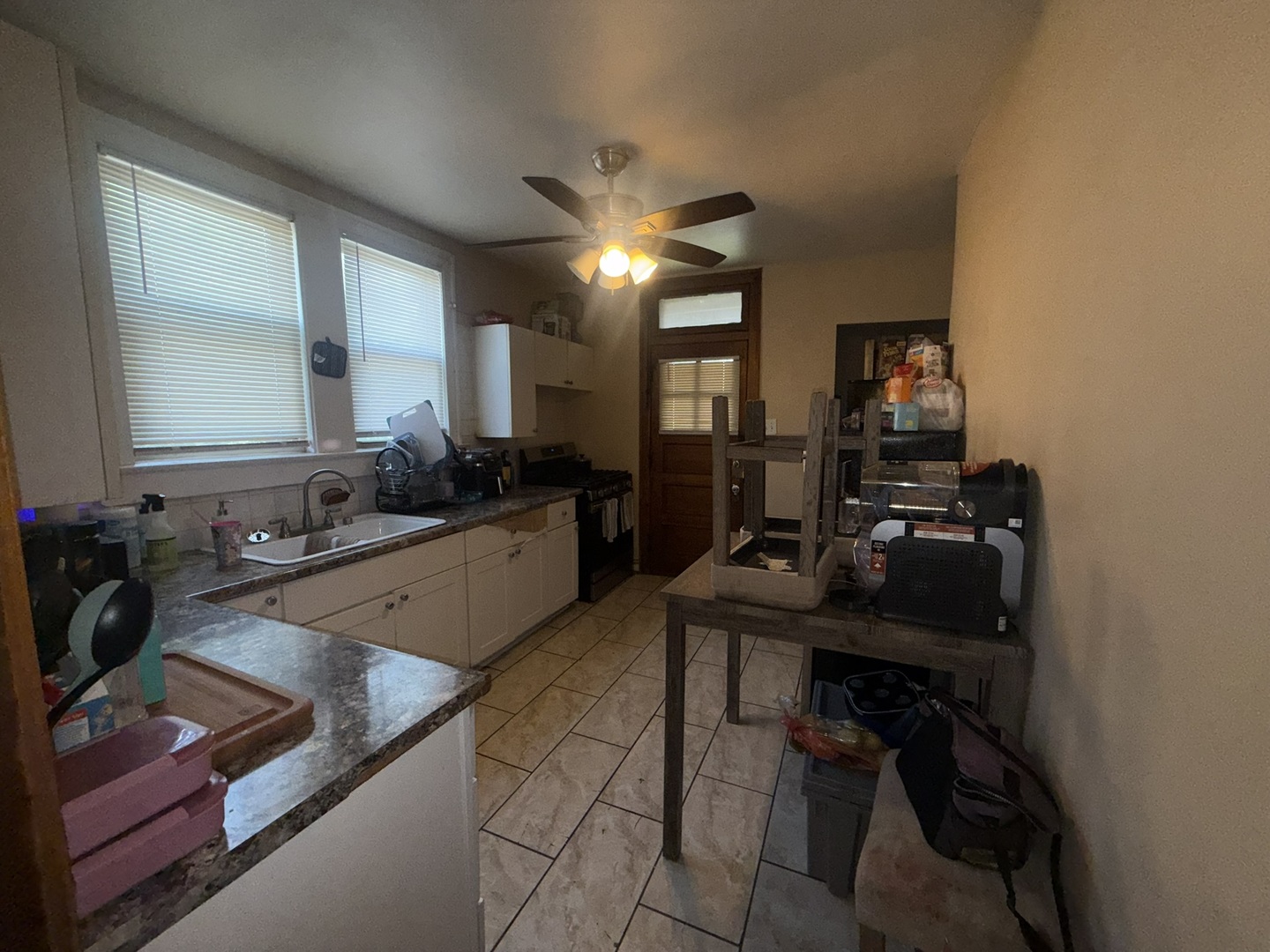 1637 N Sayre Avenue Property Photo 9