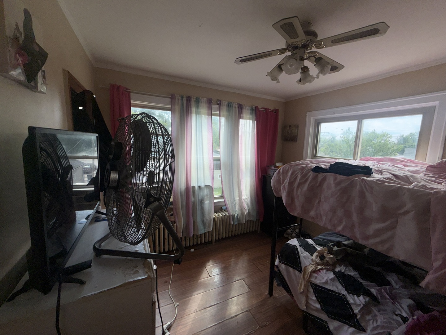 1637 N Sayre Avenue Property Photo 12