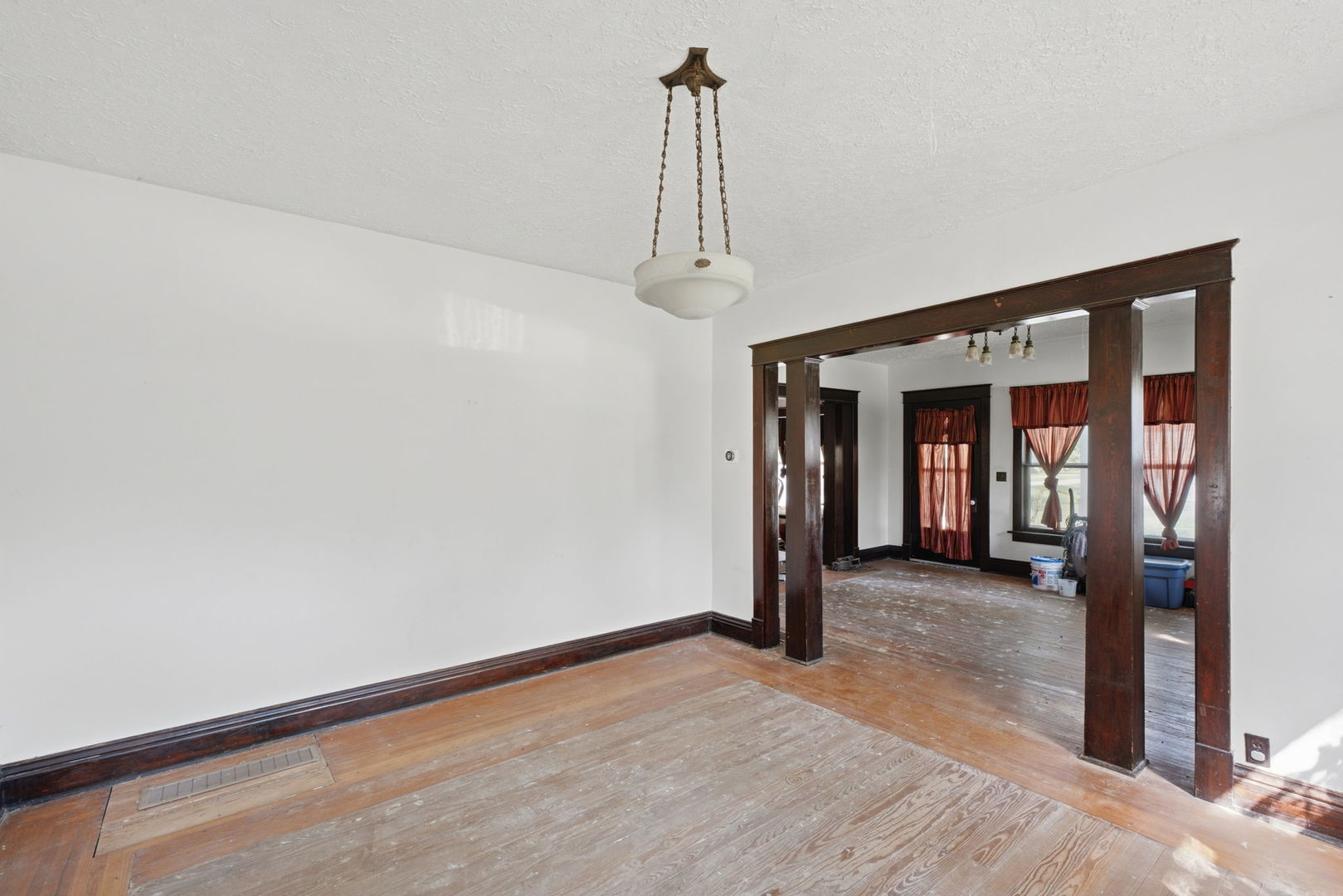 202 E Liberty Street Property Photo 16