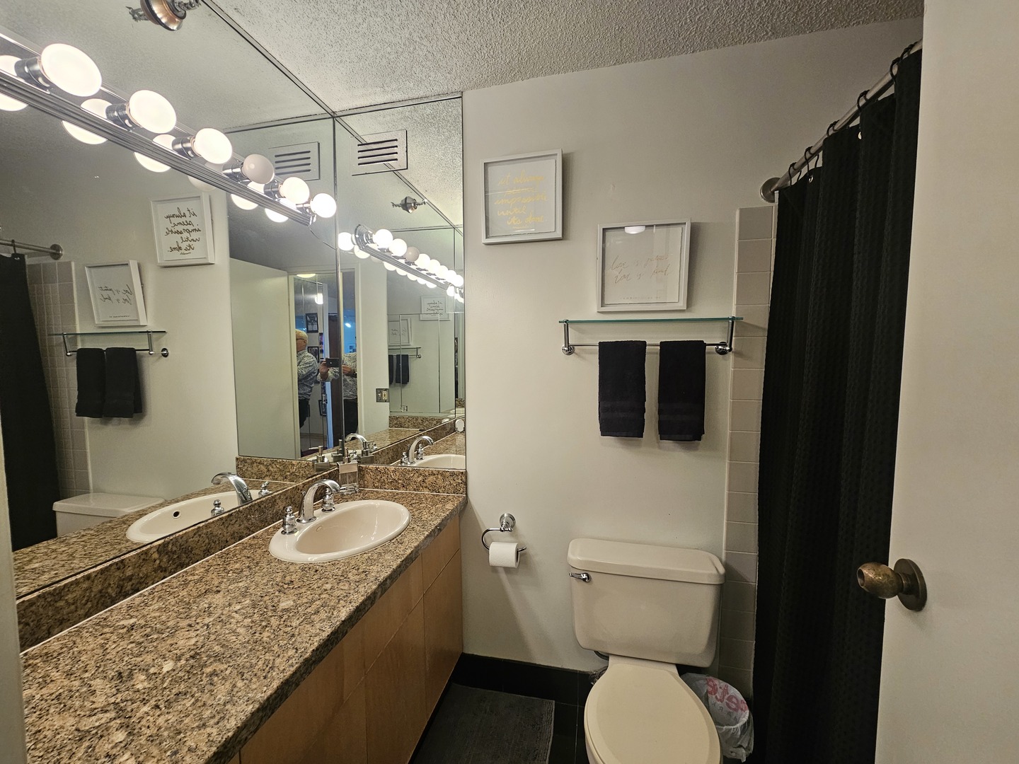 480 N Mcclurg Court 1106 Property Photo 14