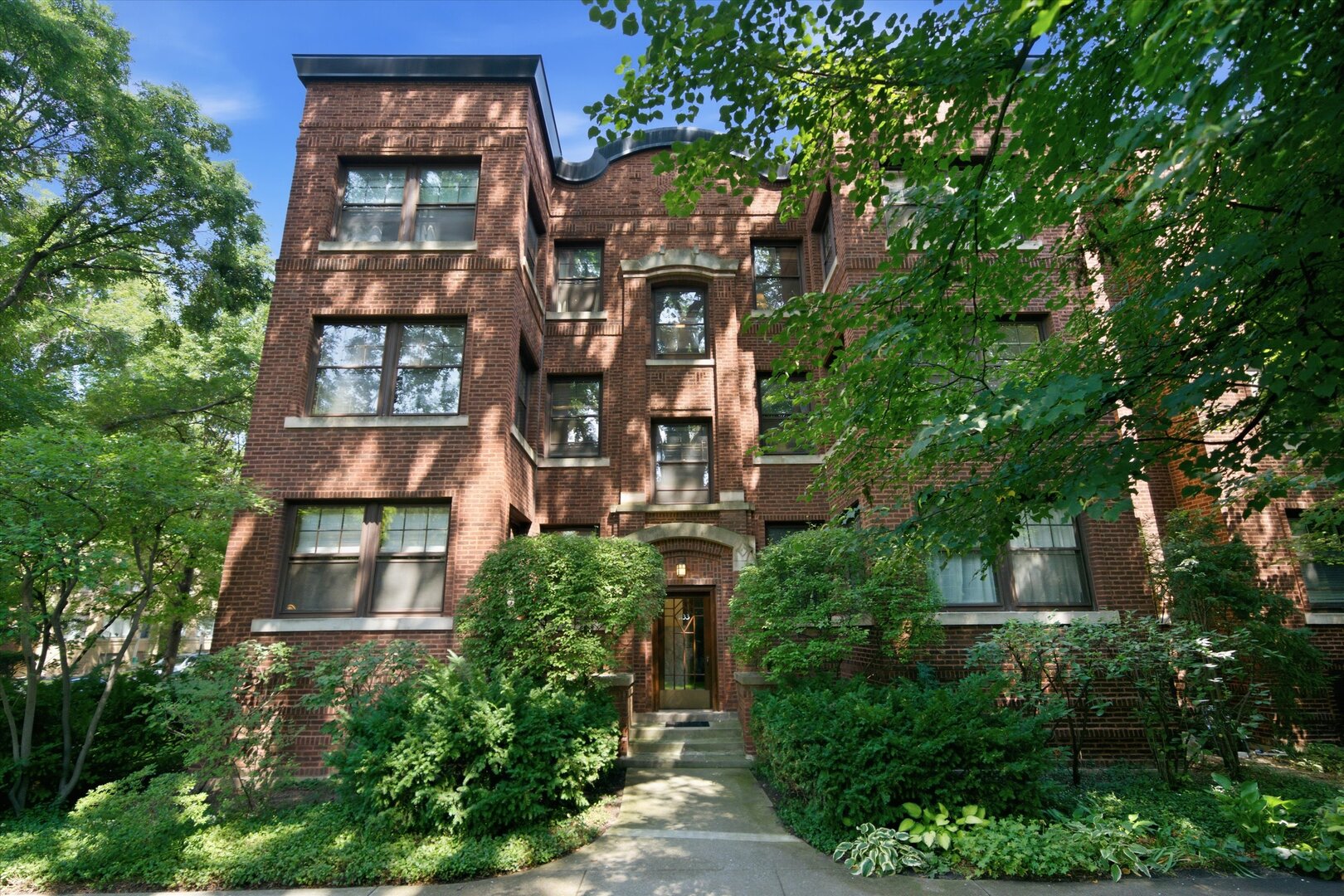 1133 Maple Avenue 3e Property Photo 1