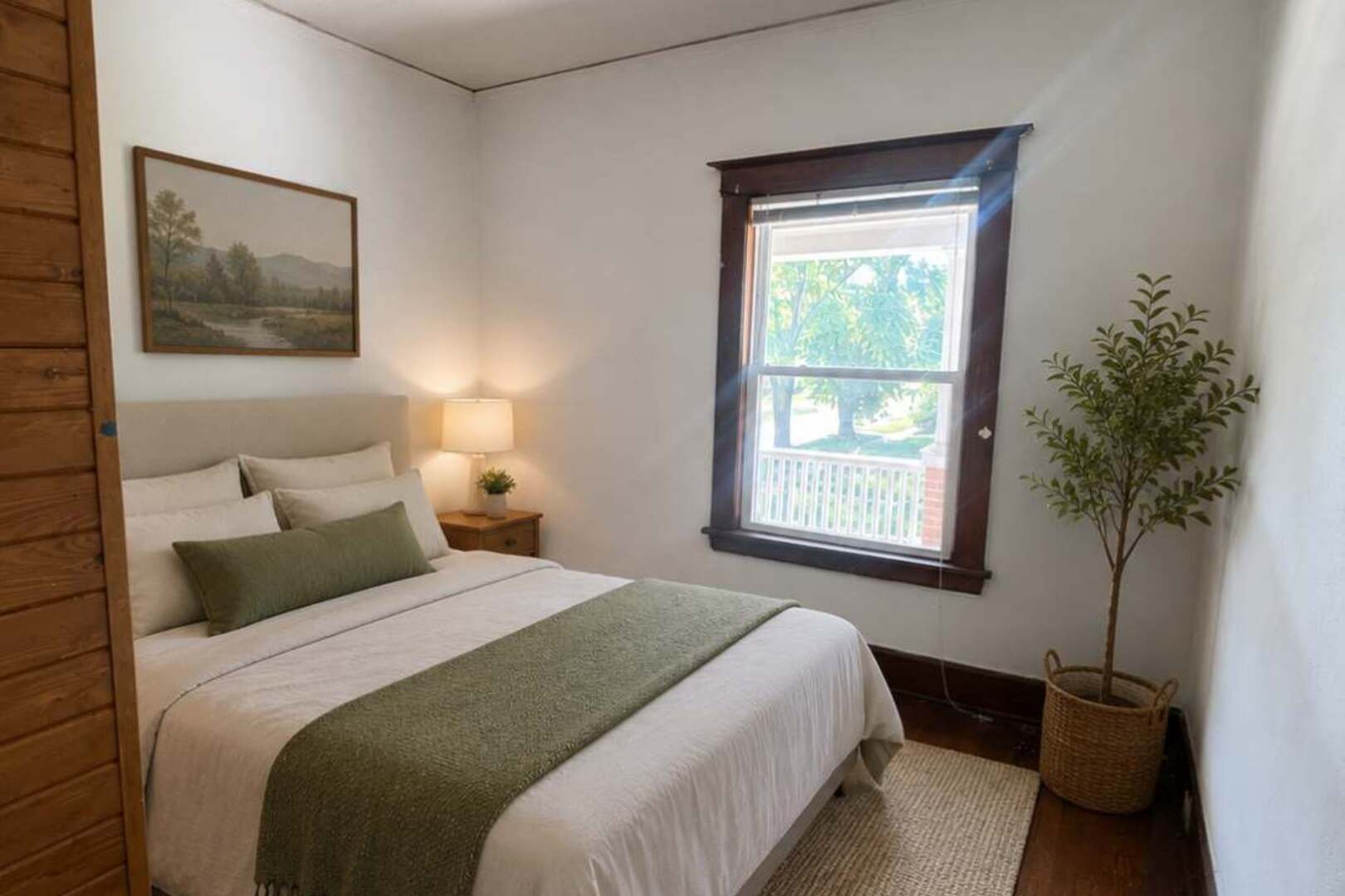494 S Chicago Avenue 2n Property Photo 6