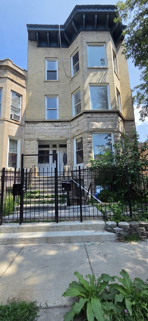 12744581 Property Photo 1