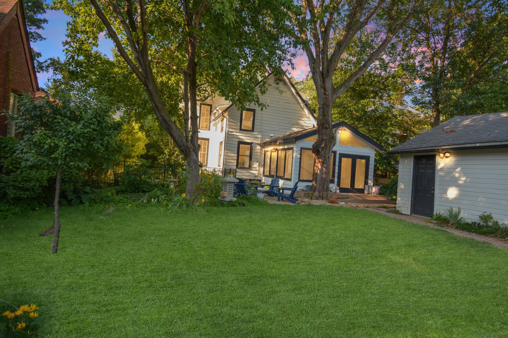 1317 E Grove Street Property Photo 64