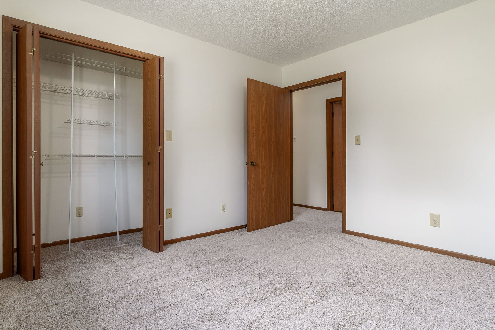 2379 Circle Drive Property Photo 14