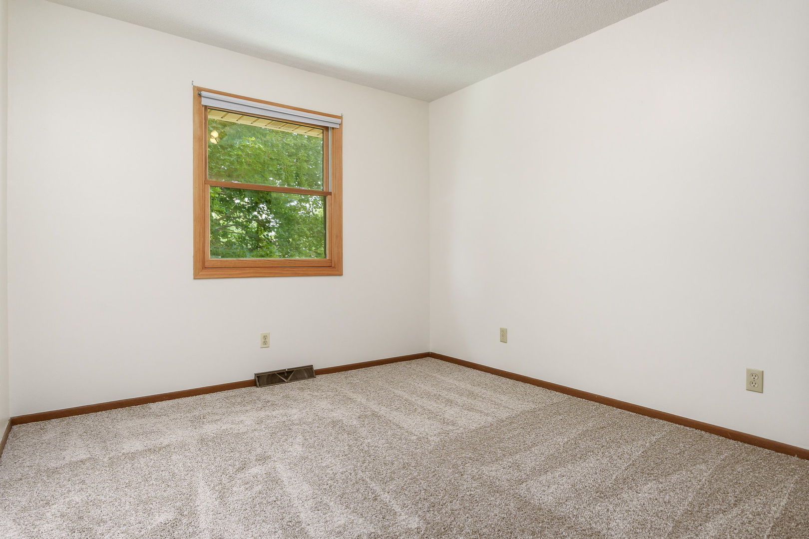 2379 Circle Drive Property Photo 16