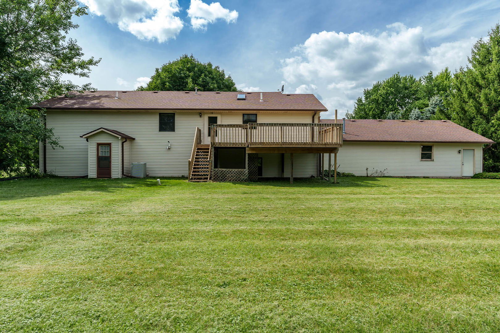 2379 Circle Drive Property Photo 30
