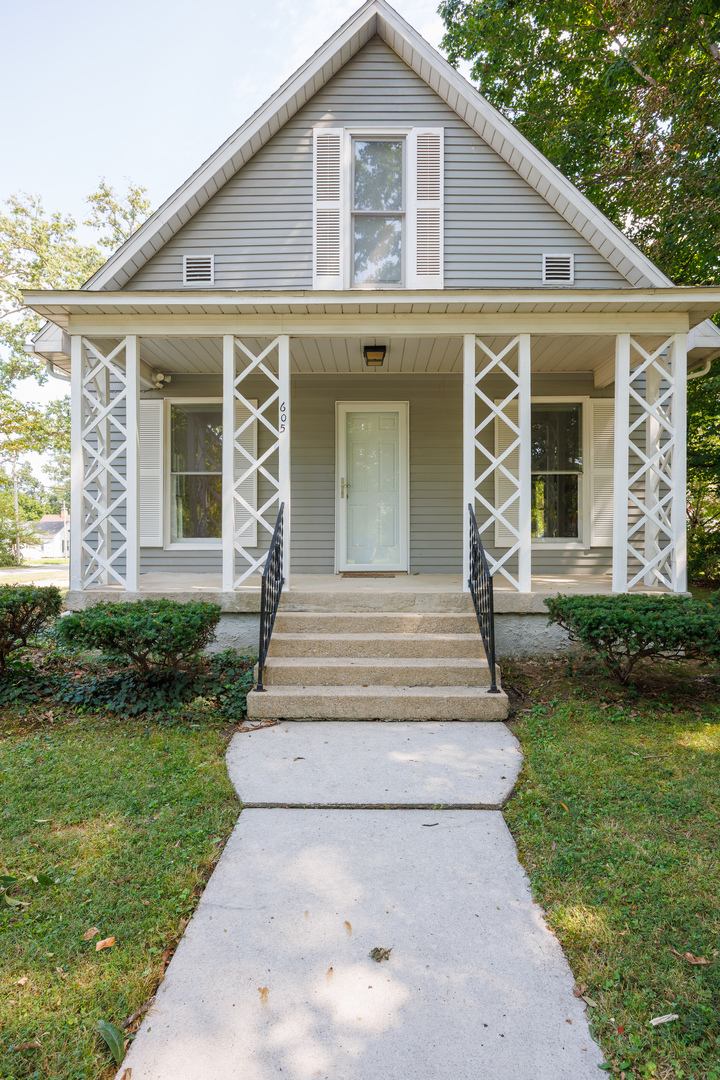 605 S Sycamore Street Property Photo 5