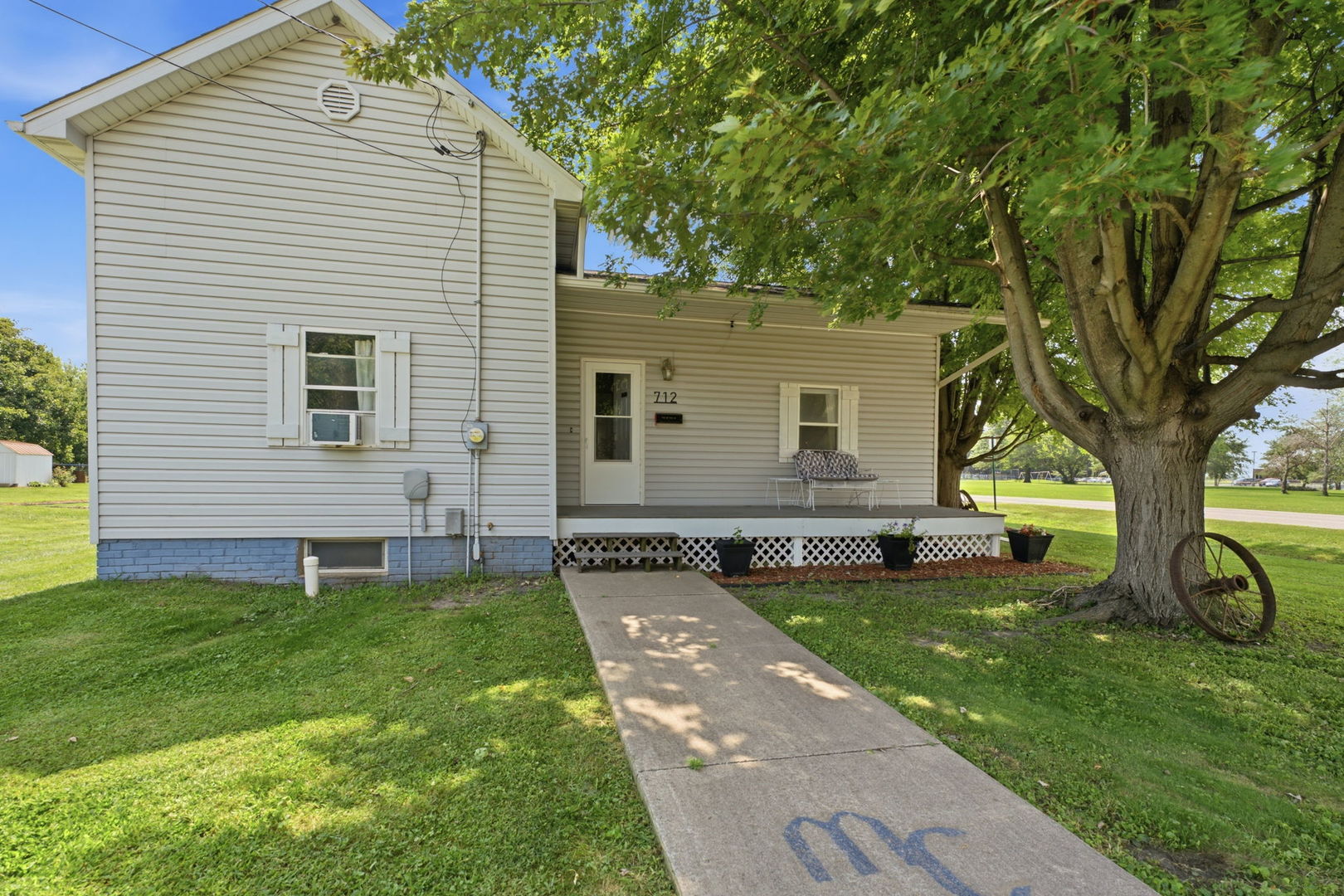 712 Sw 6th Street Property Photo 1
