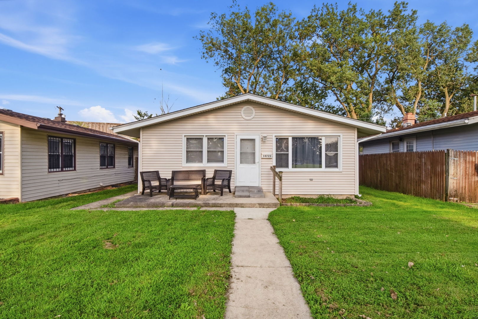 14723 S Richmond Avenue Property Photo 12