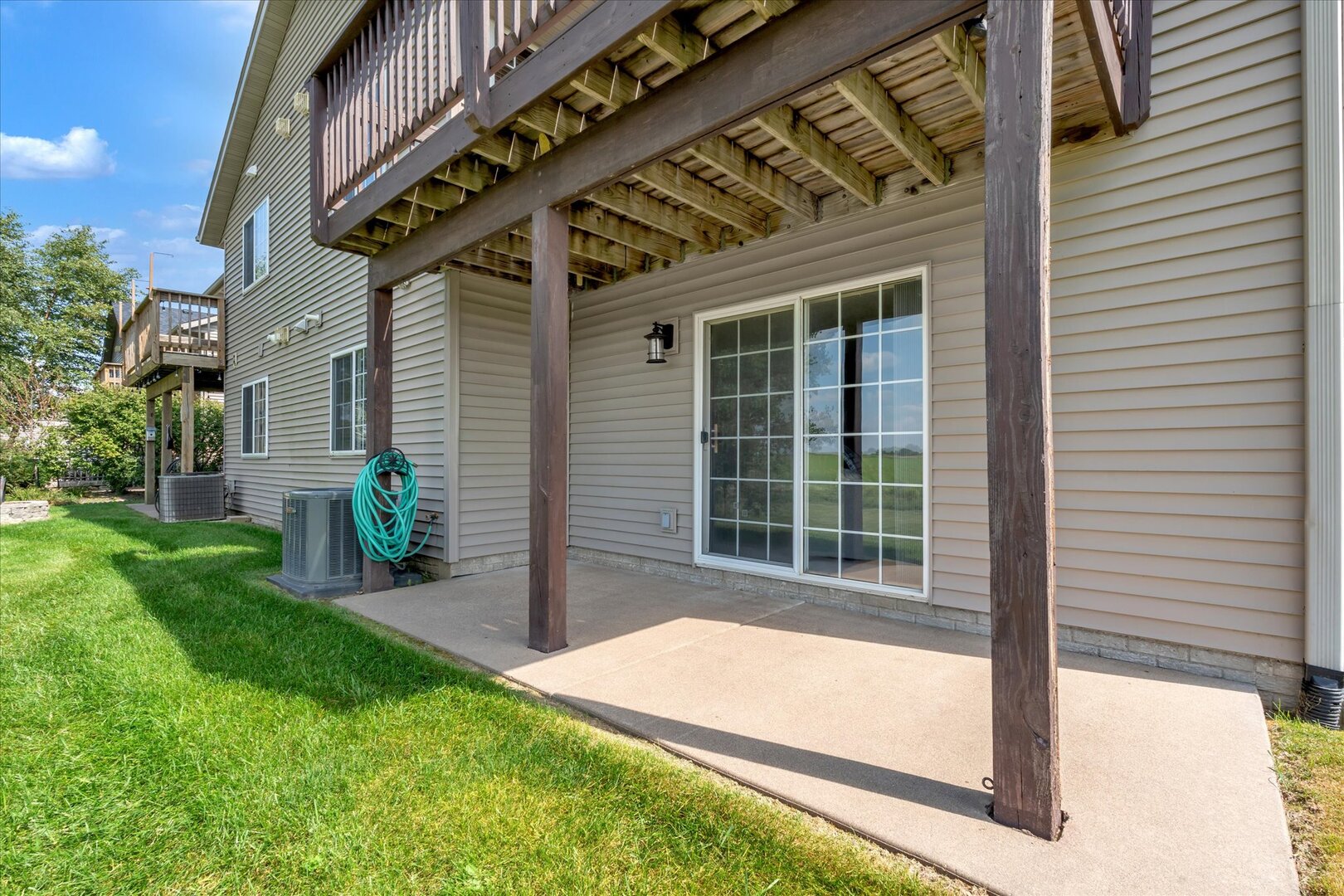1604 E Lomar Street Property Photo 6