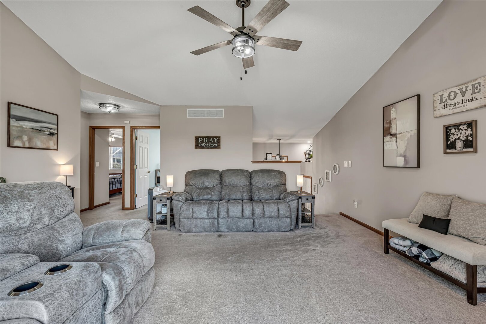 1604 E Lomar Street Property Photo 19