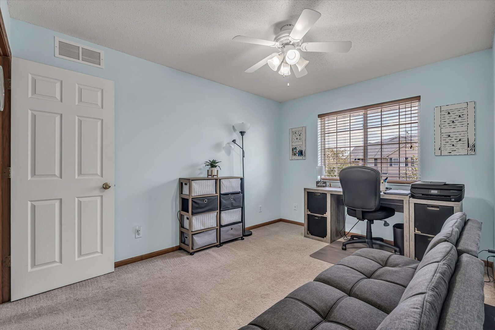 1604 E Lomar Street Property Photo 22
