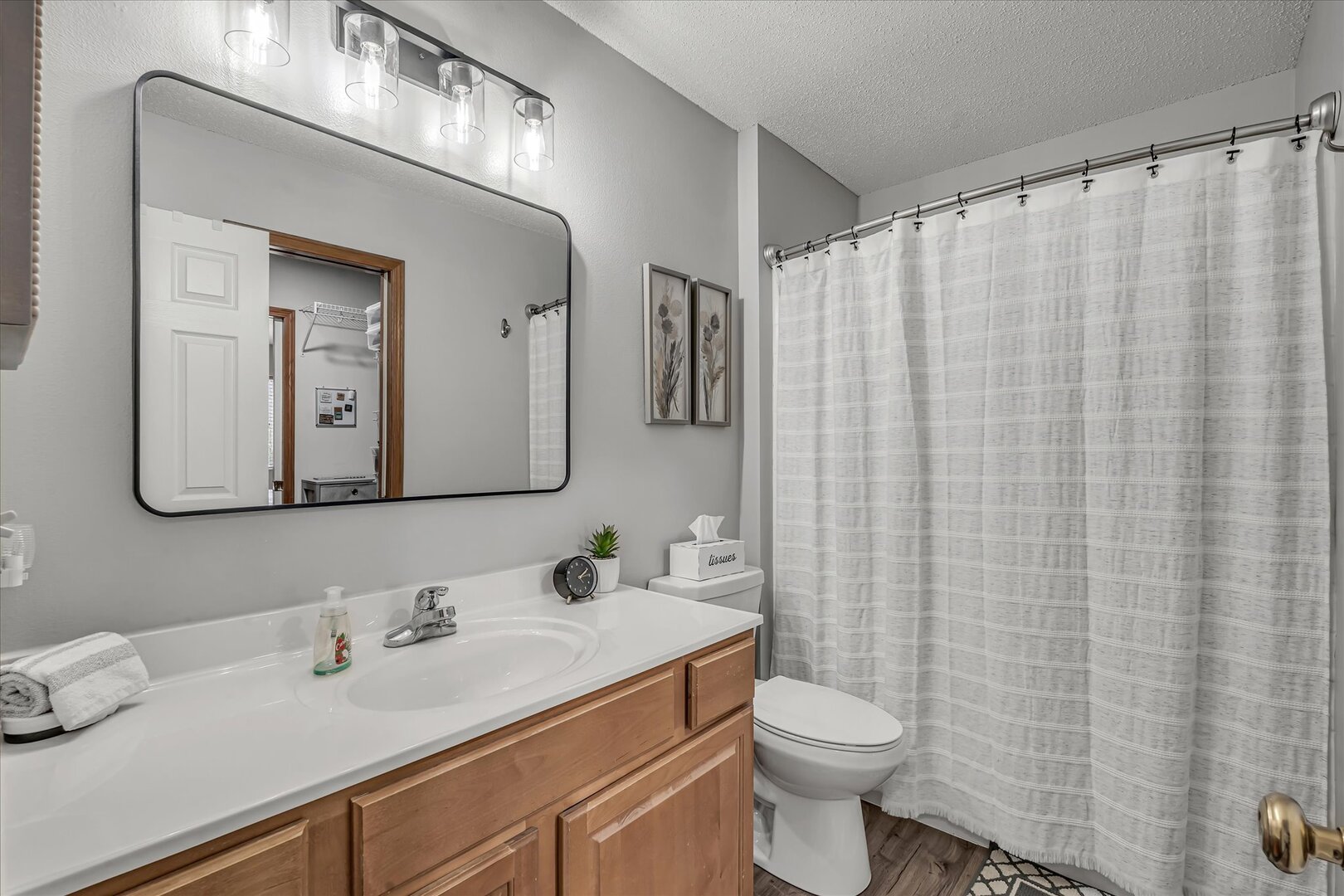 1604 E Lomar Street Property Photo 30