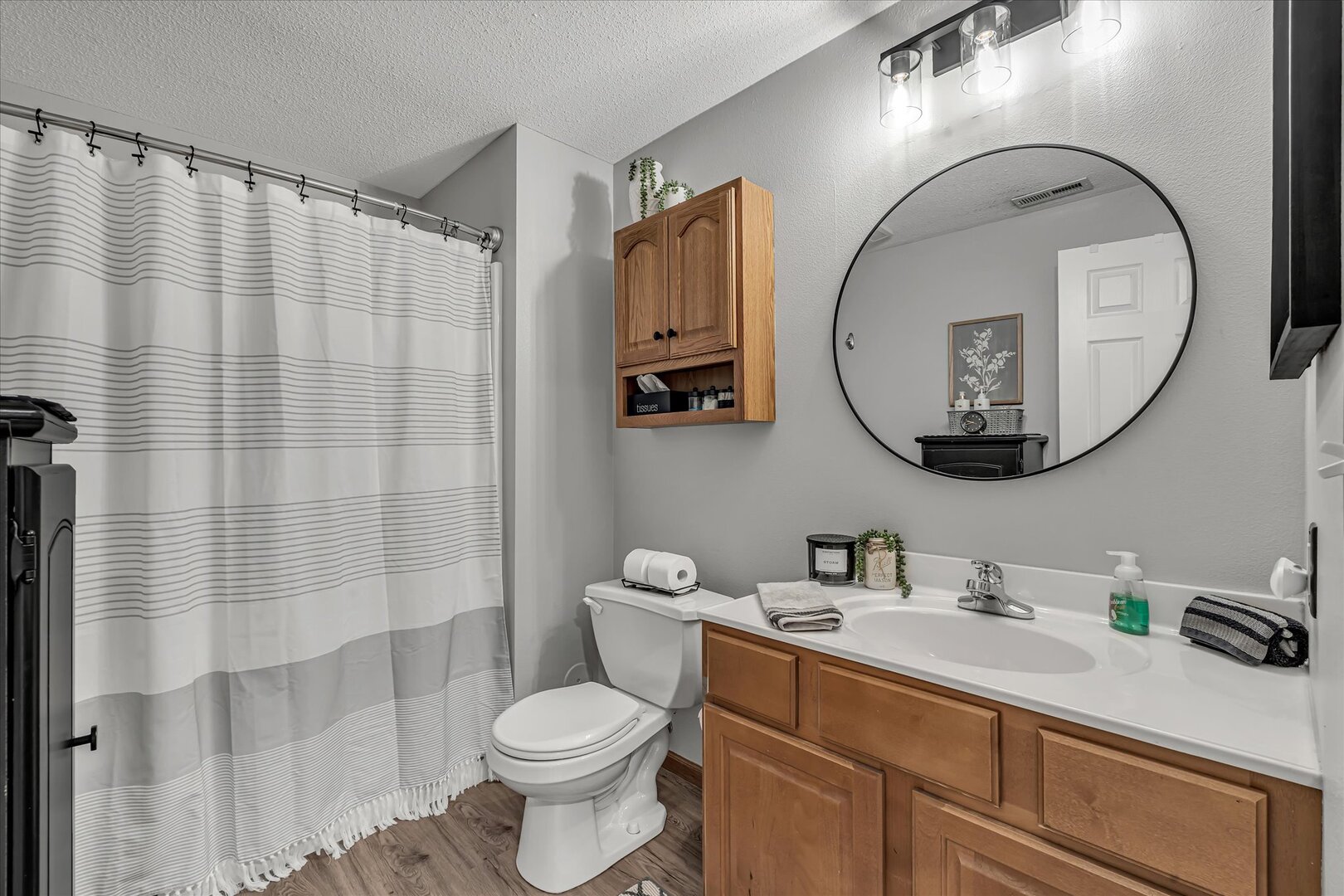 1604 E Lomar Street Property Photo 32