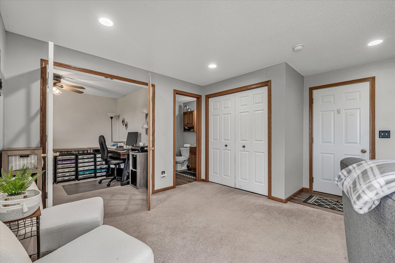 1604 E Lomar Street Property Photo 37