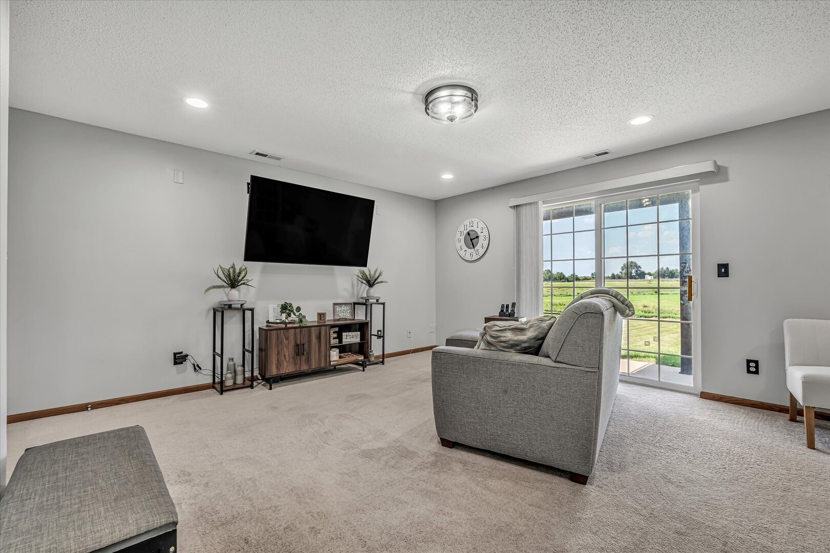 1604 E Lomar Street Property Photo 39