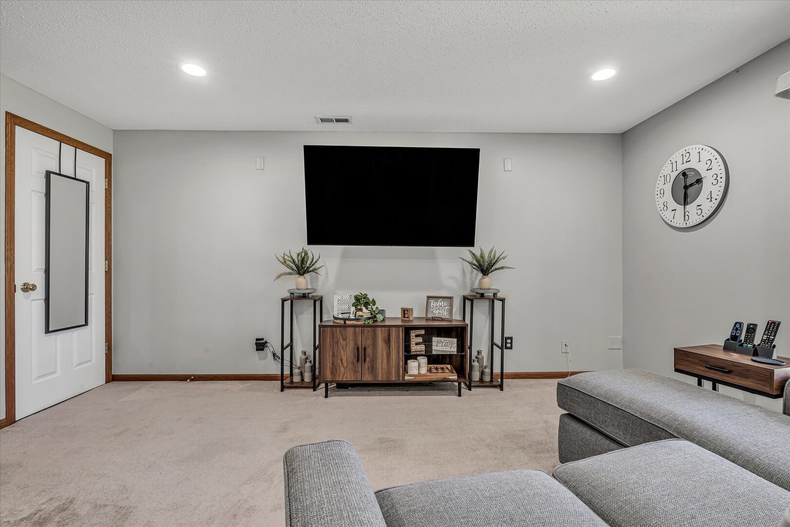 1604 E Lomar Street Property Photo 42