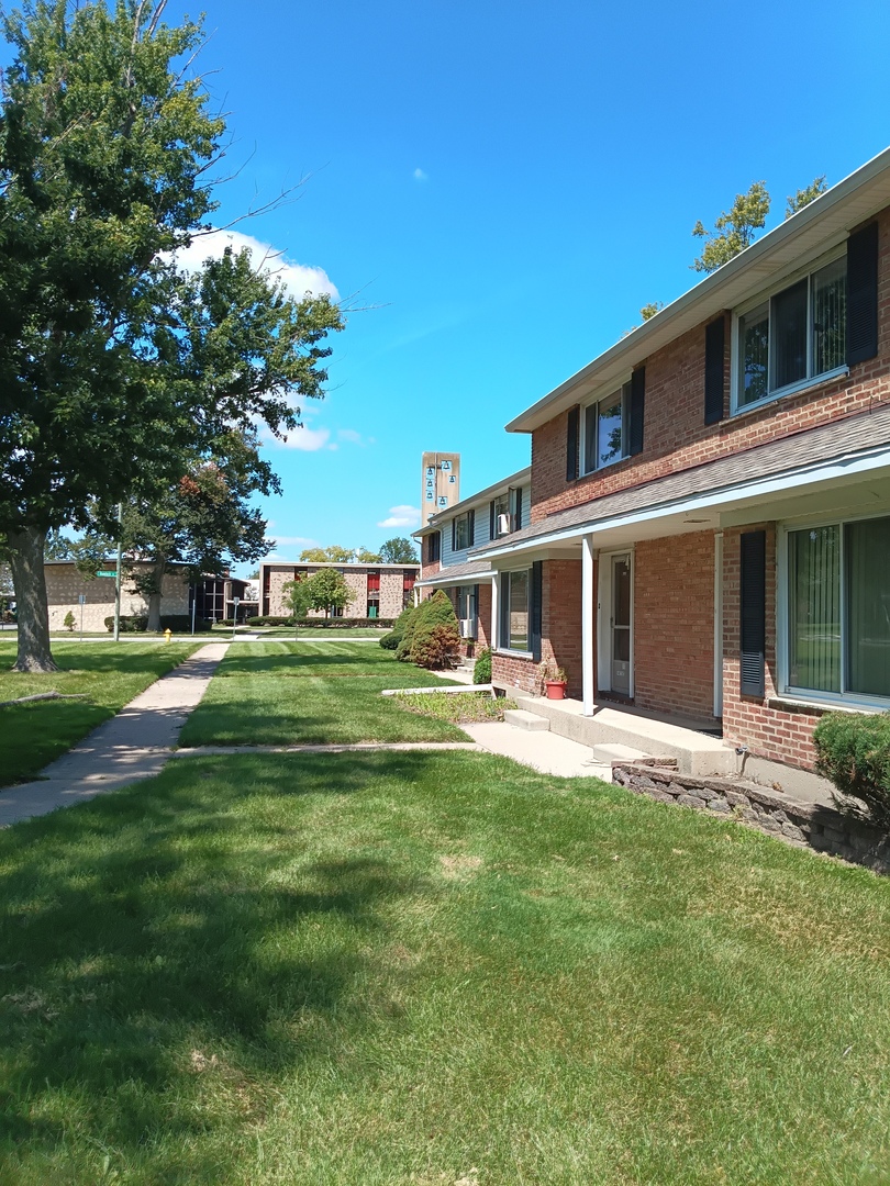 13 Hemlock Street 13 Property Photo 2