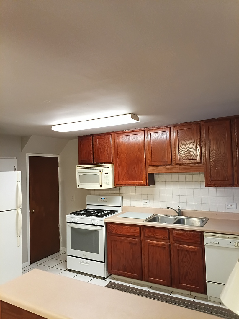 13 Hemlock Street 13 Property Photo 6