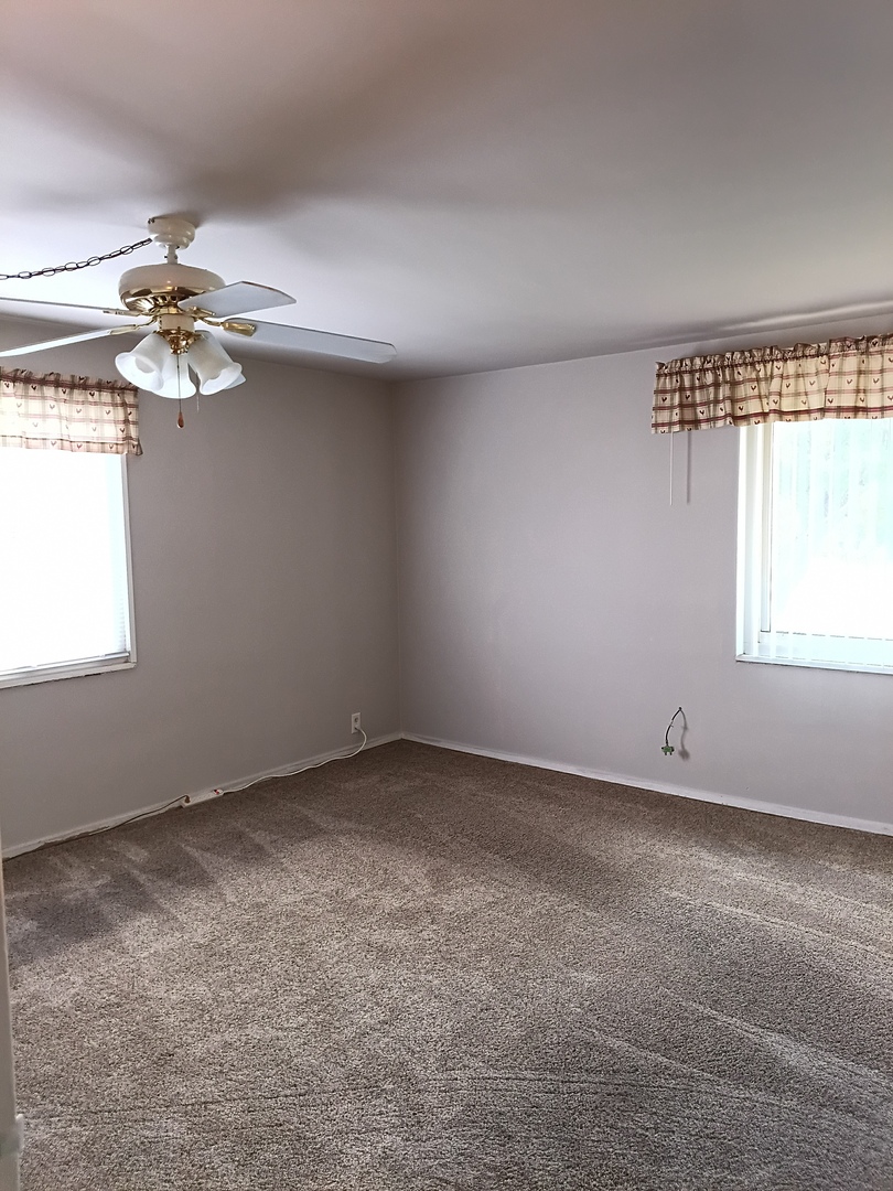 13 Hemlock Street 13 Property Photo 10