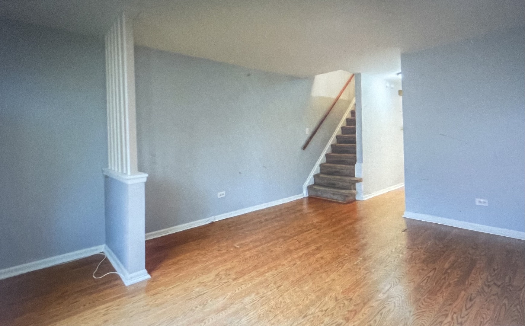 7544 S Yates Boulevard D Property Photo 3