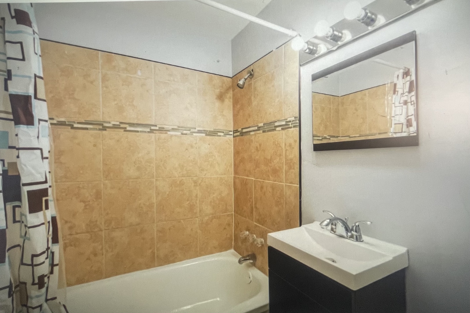 7544 S Yates Boulevard D Property Photo 12