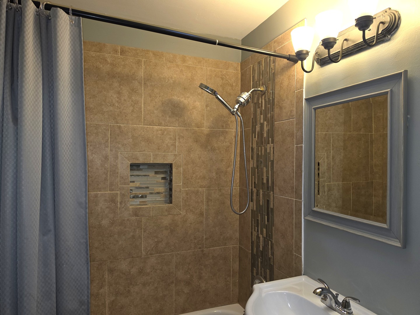 709 Parkside Circle Property Photo 5