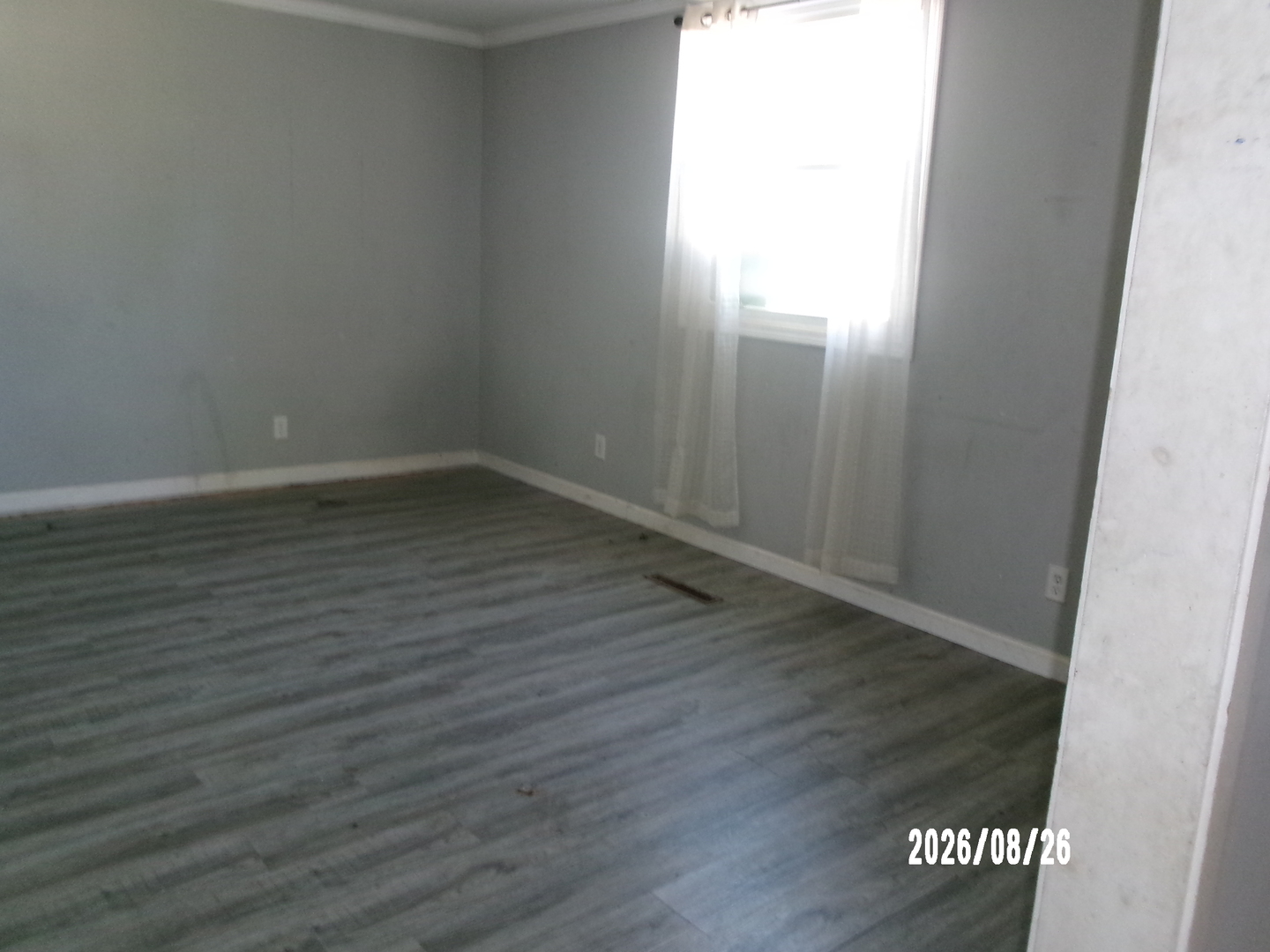709 E Jones Street Property Photo 8