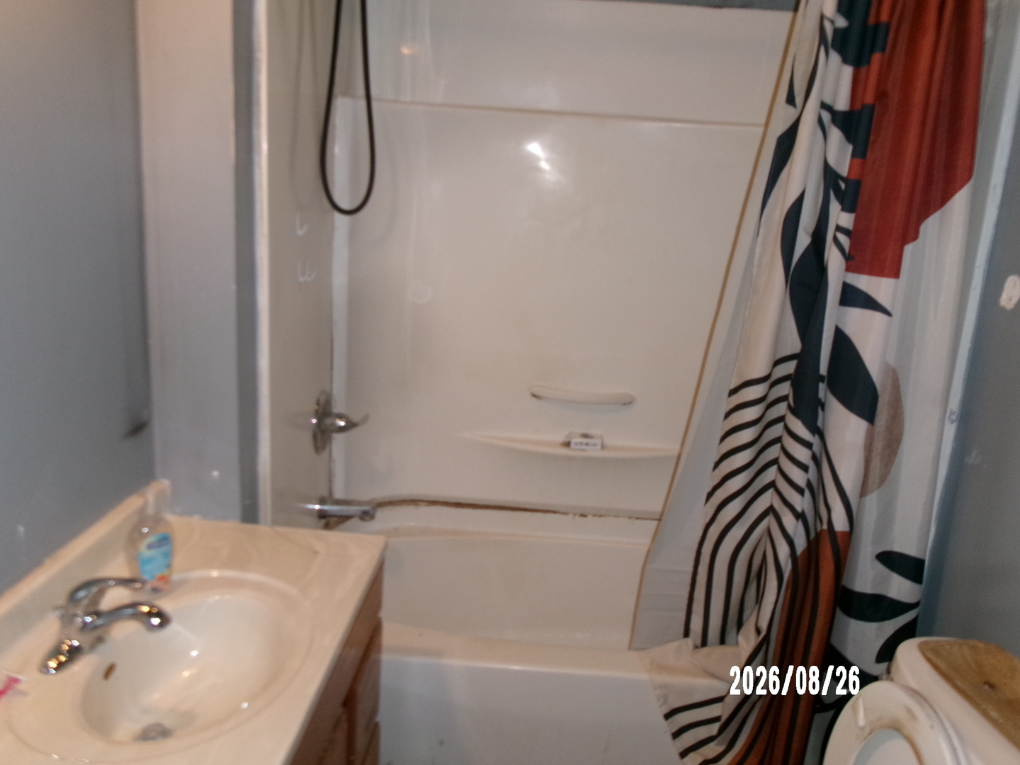 709 E Jones Street Property Photo 14