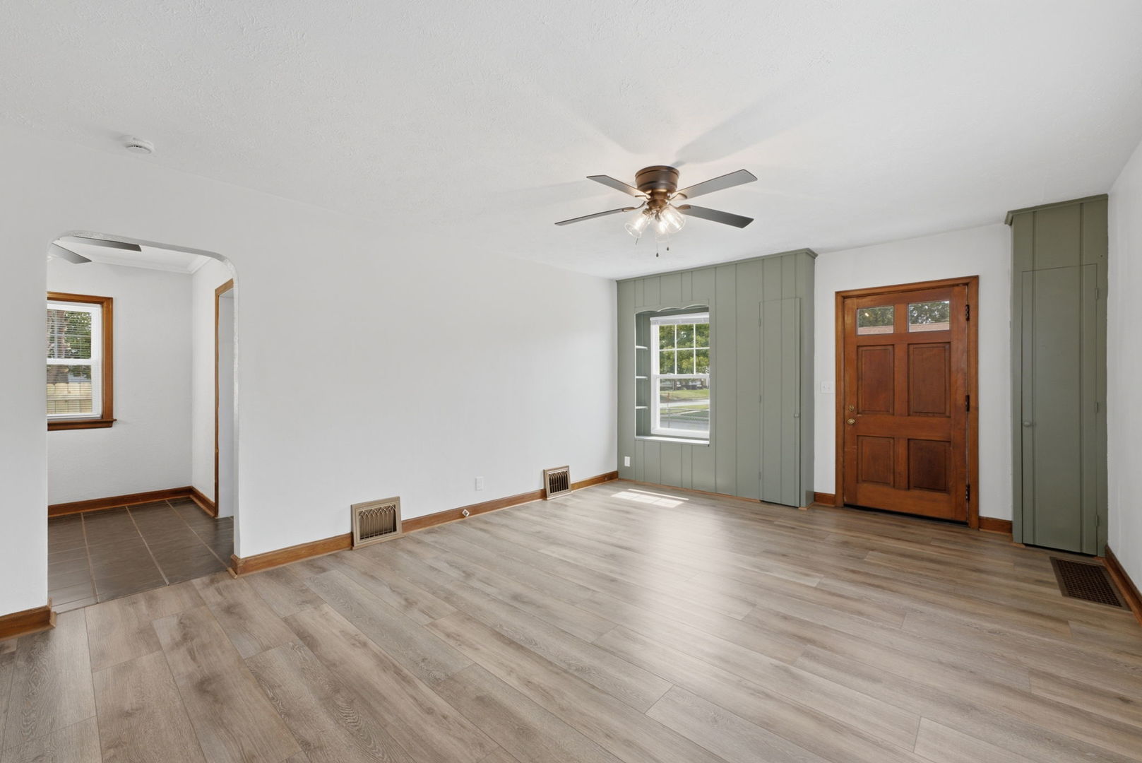 1804 W Pleasant Street Property Photo 5