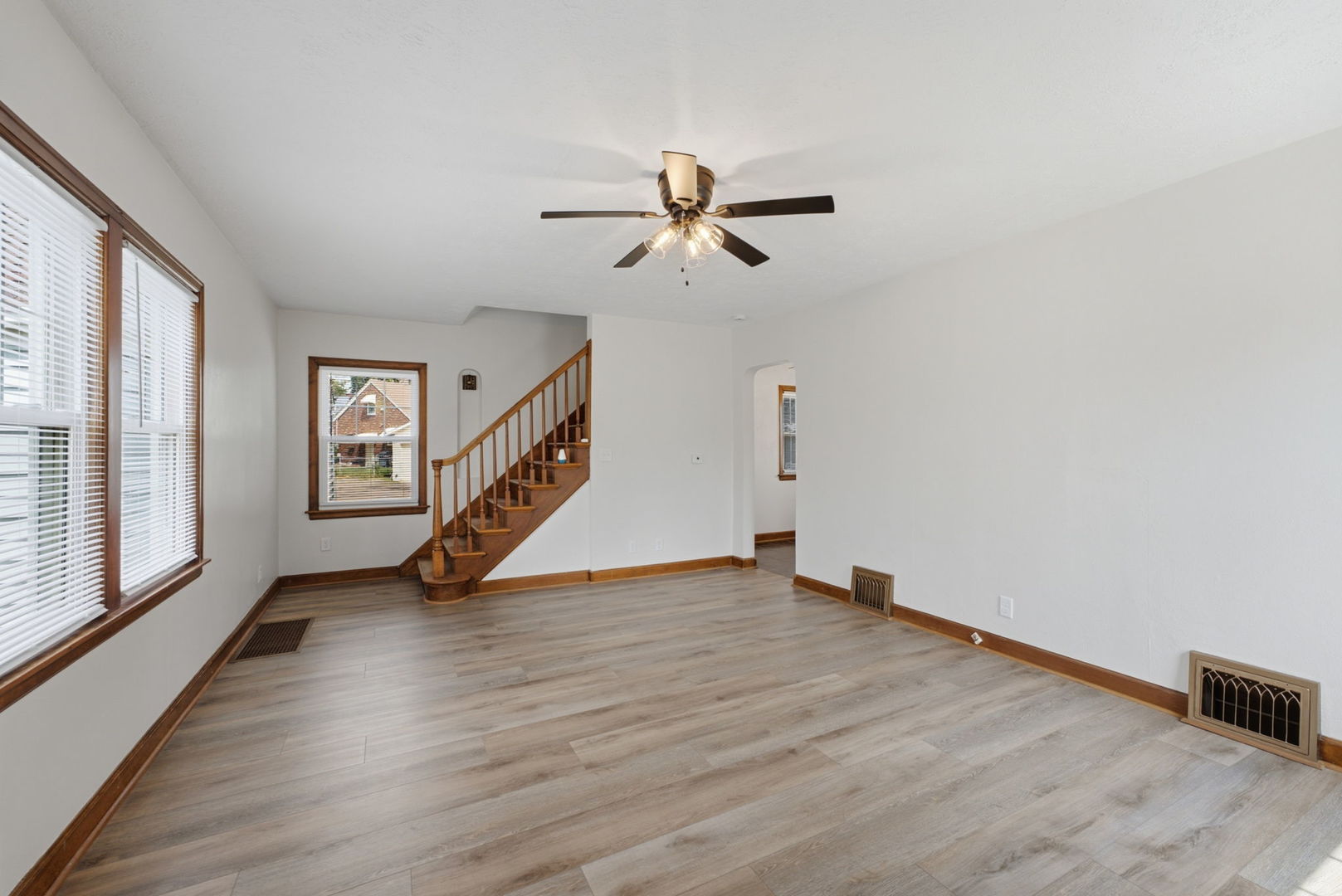 1804 W Pleasant Street Property Photo 7