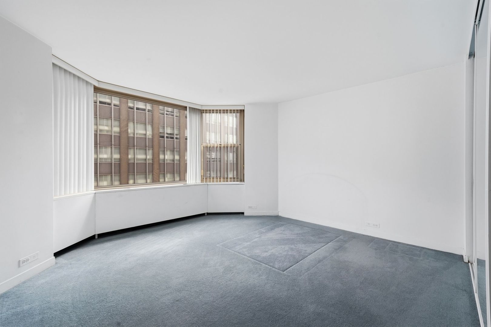 535 N Michigan Avenue 2305 Property Photo 11
