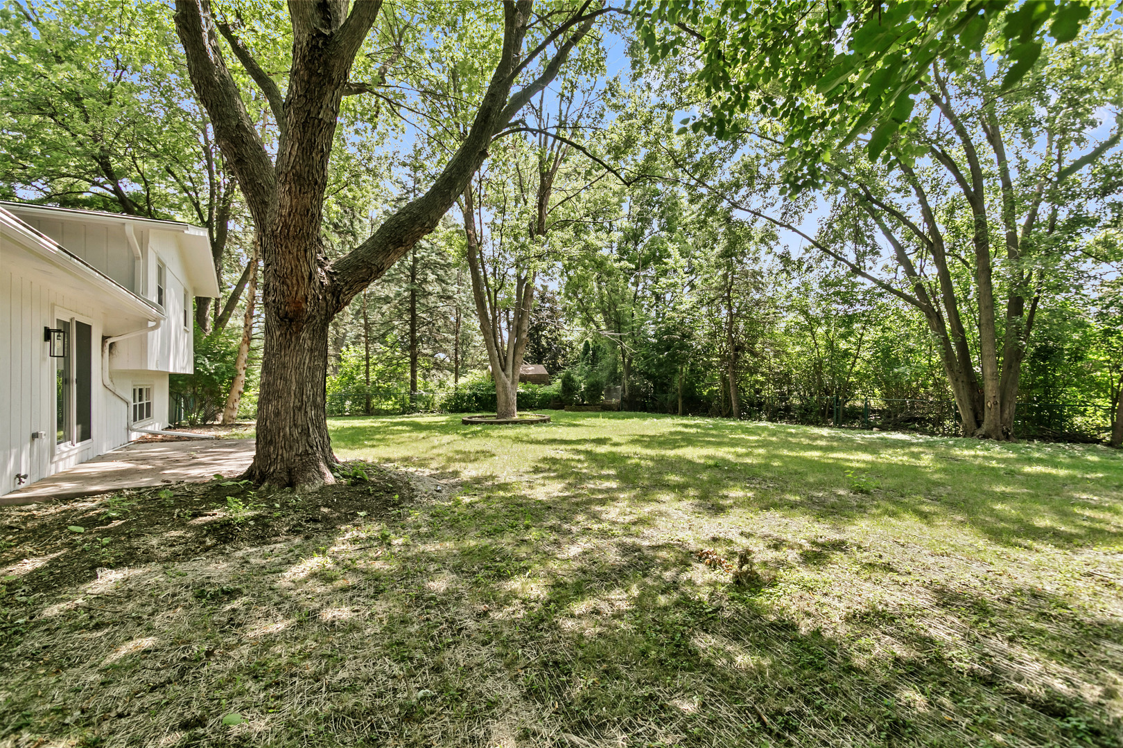 28w555 Leverenz Road Property Photo 18