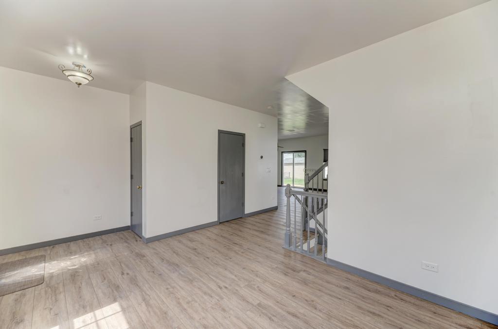 6215 Stafford Street Property Photo 6