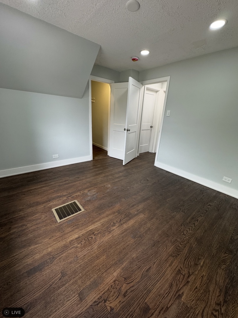 11056 S Sangamon Street Property Photo 18