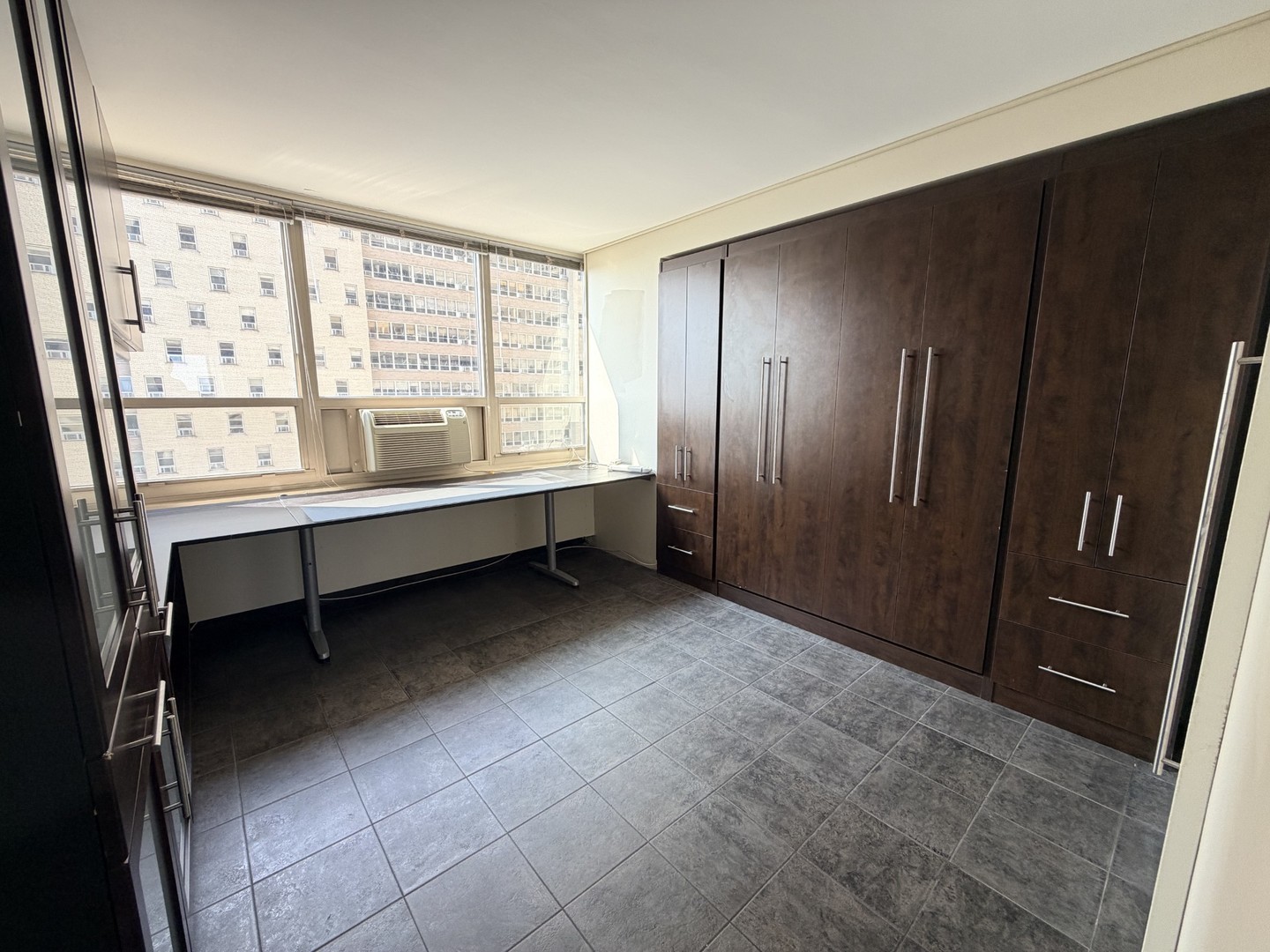 3950 N Lake Shore Drive 1100a Property Photo 5