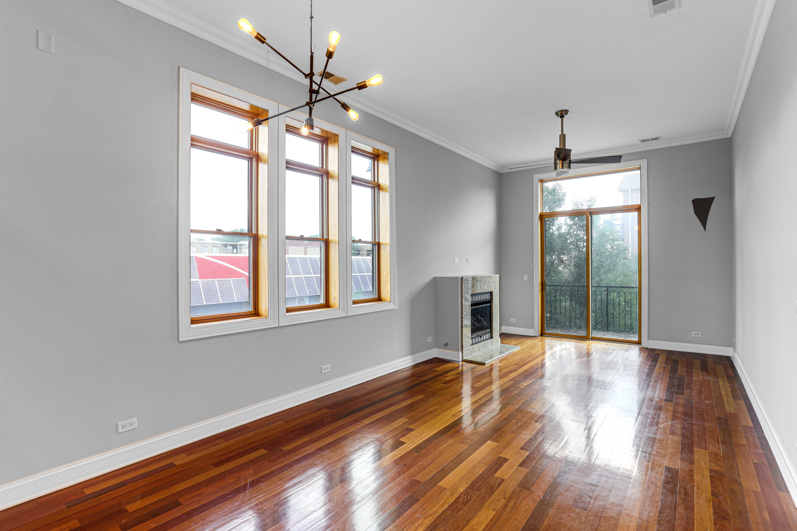 4755 N Washtenaw Avenue 209 Property Photo 6
