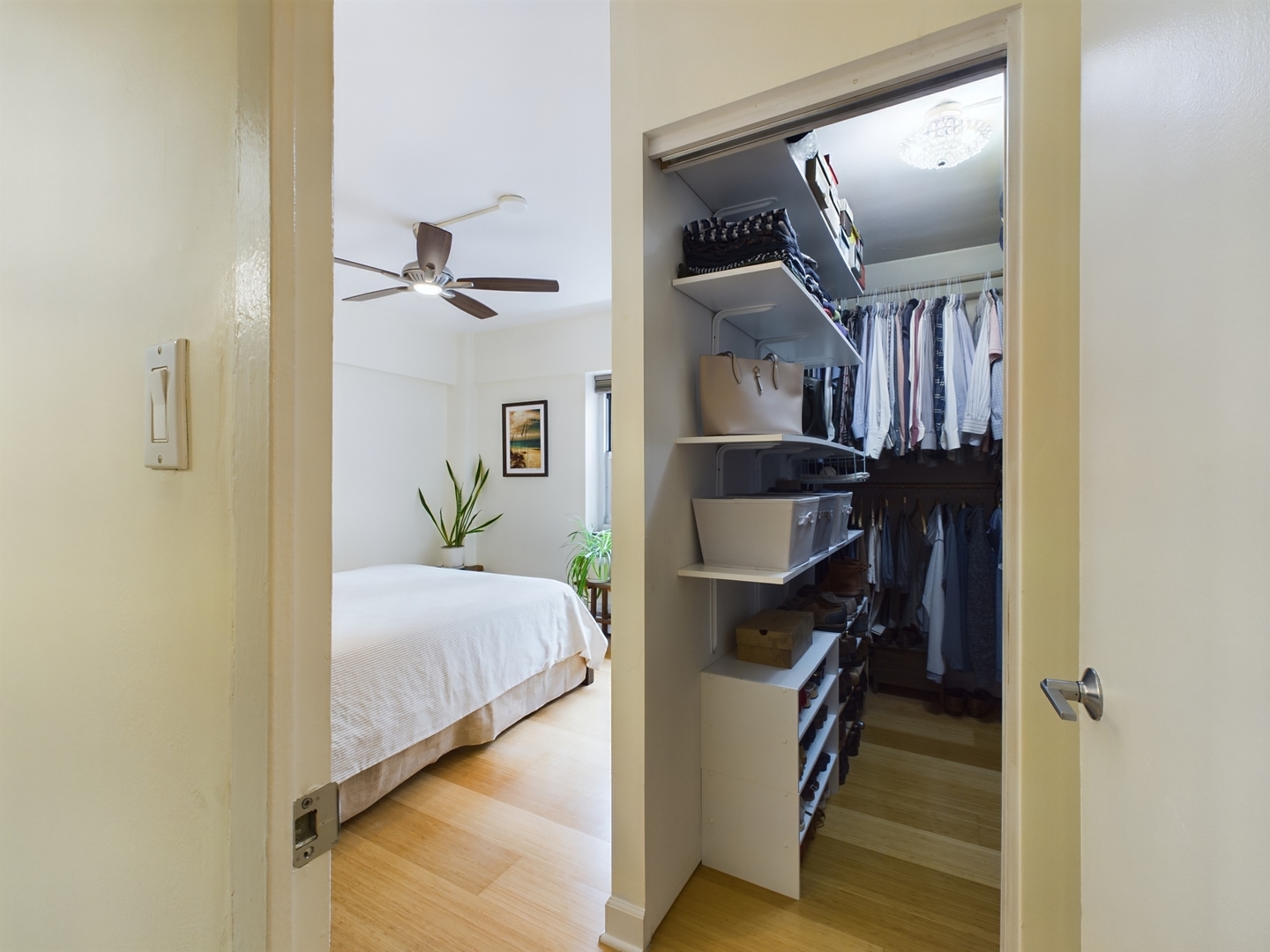 4980 N Marine Drive 432 Property Photo 7