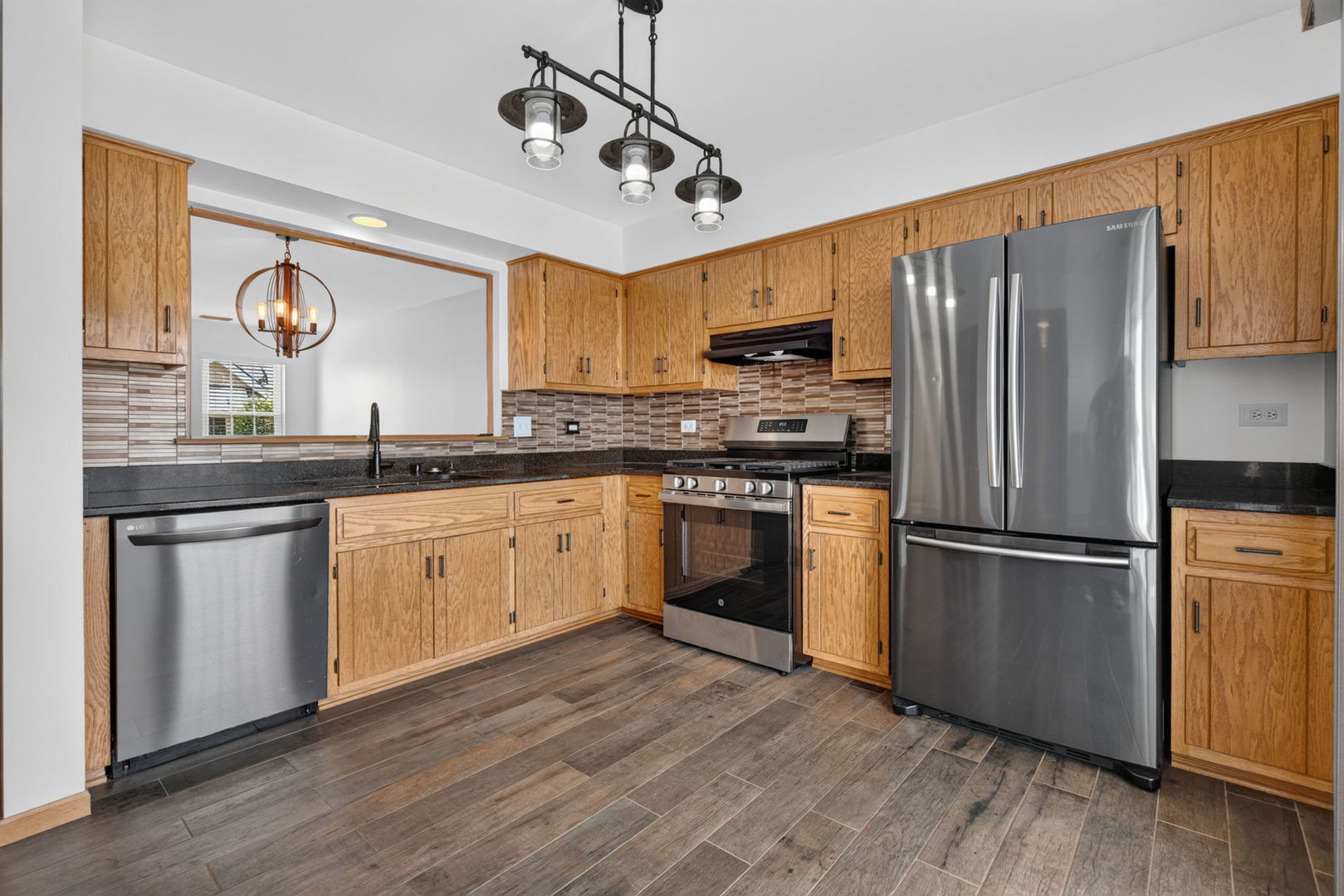 17456 Teton Circle Property Photo 3