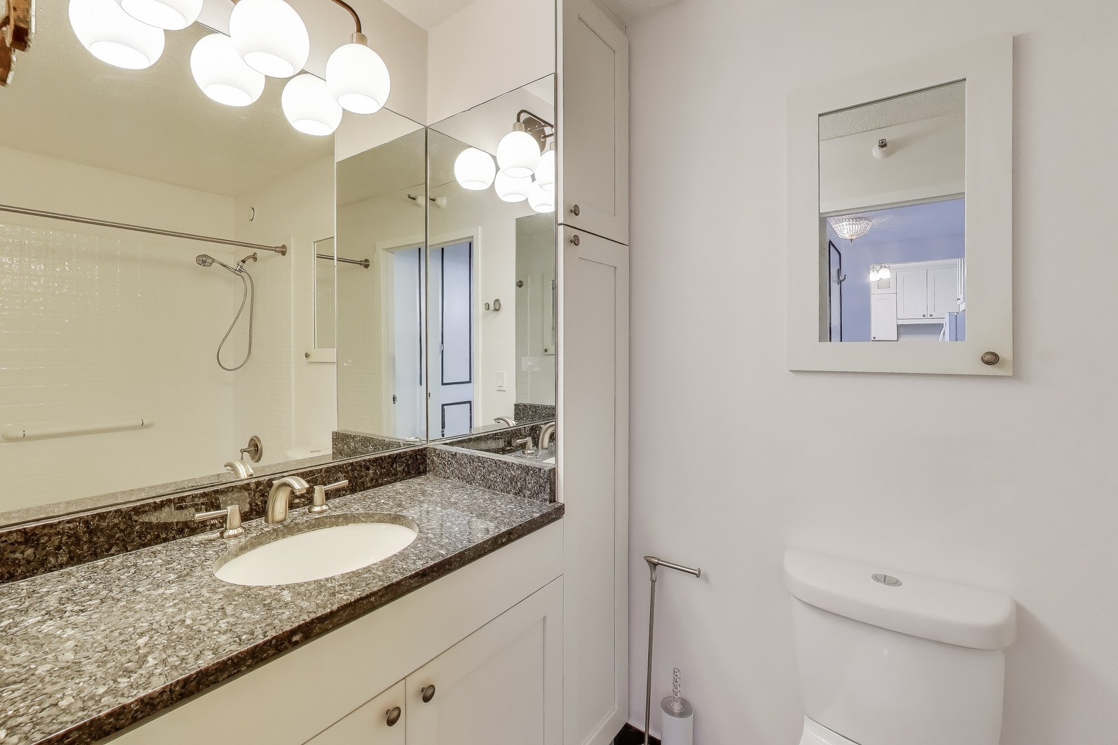 10 E Ontario Street 1303 Property Photo 21