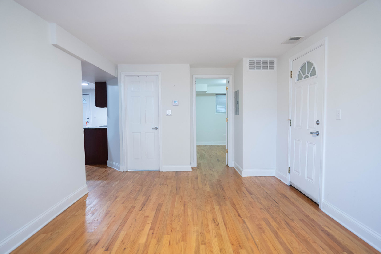3057 W Grace Street G Property Photo 12