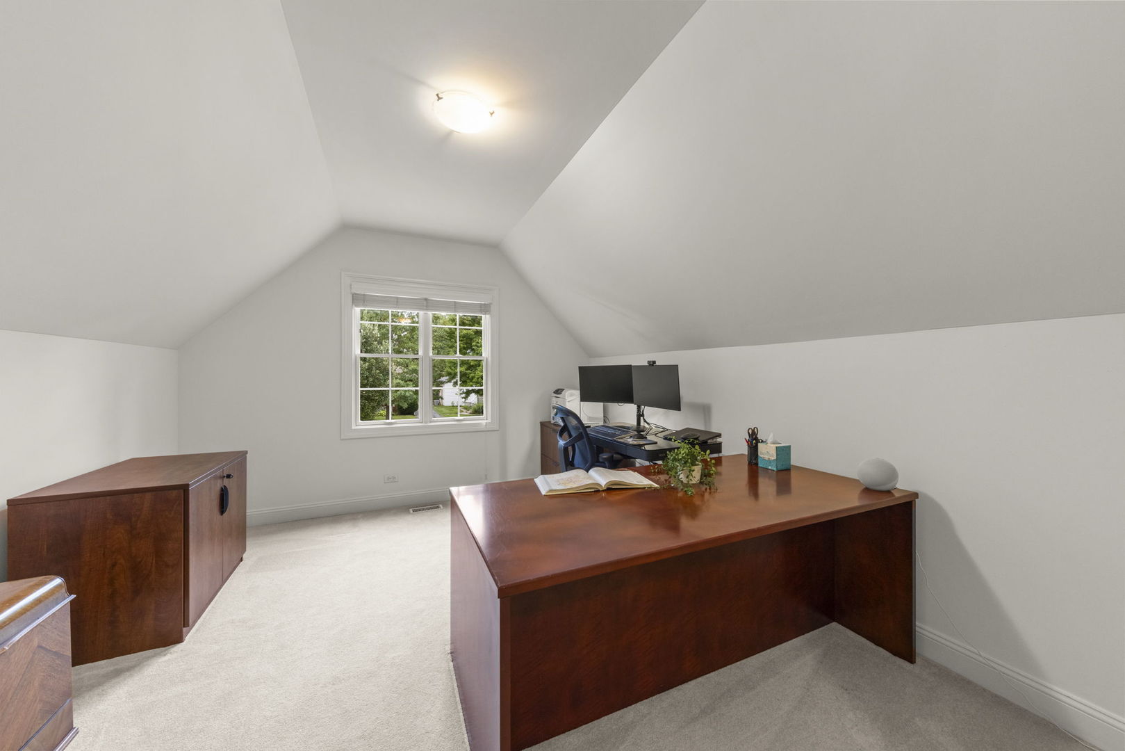 133 N Clinton Avenue Property Photo 24