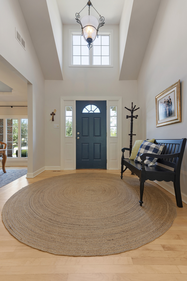 7661 Steeple Chase Drive Property Photo 4