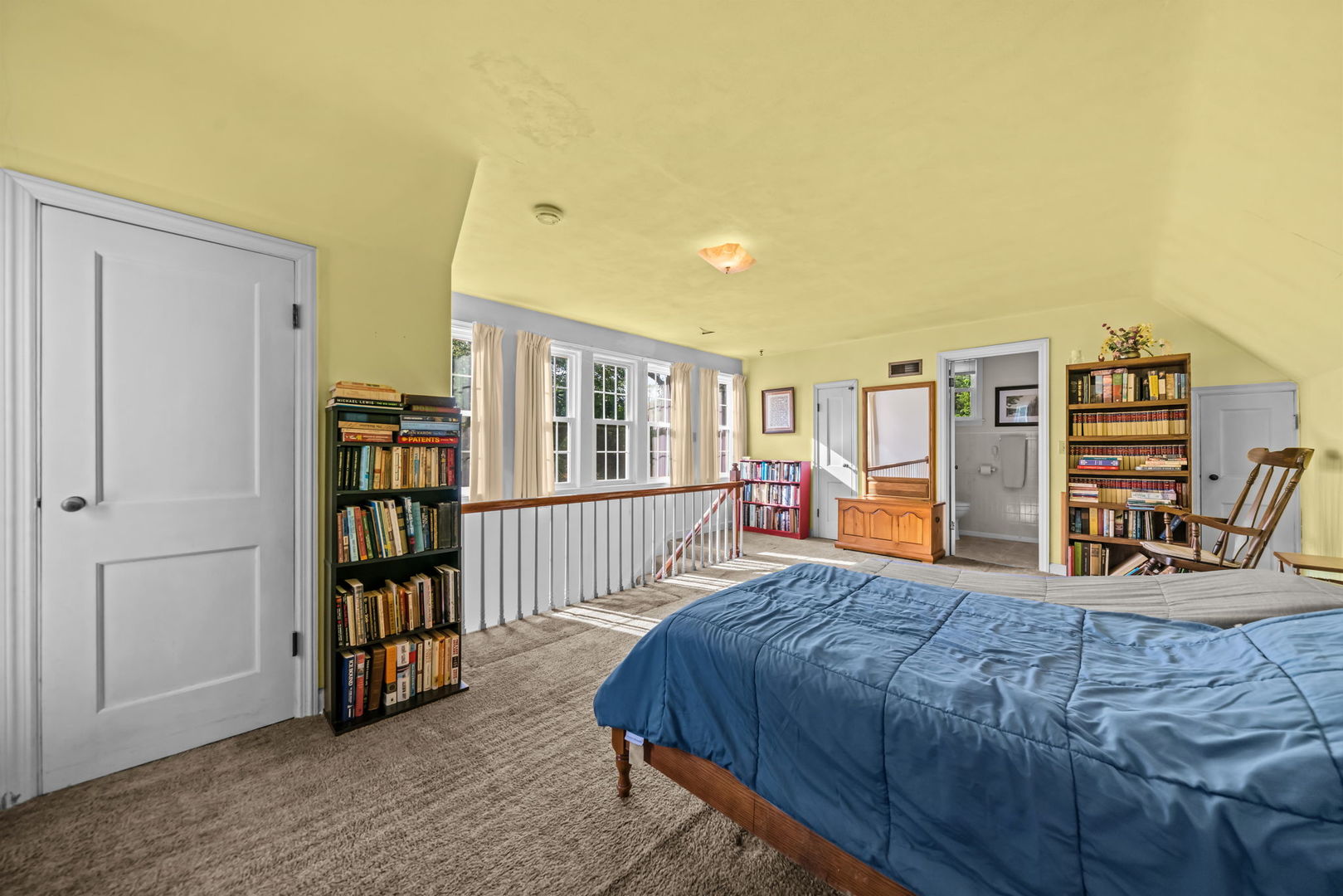 571 W Rockton Road Property Photo 24
