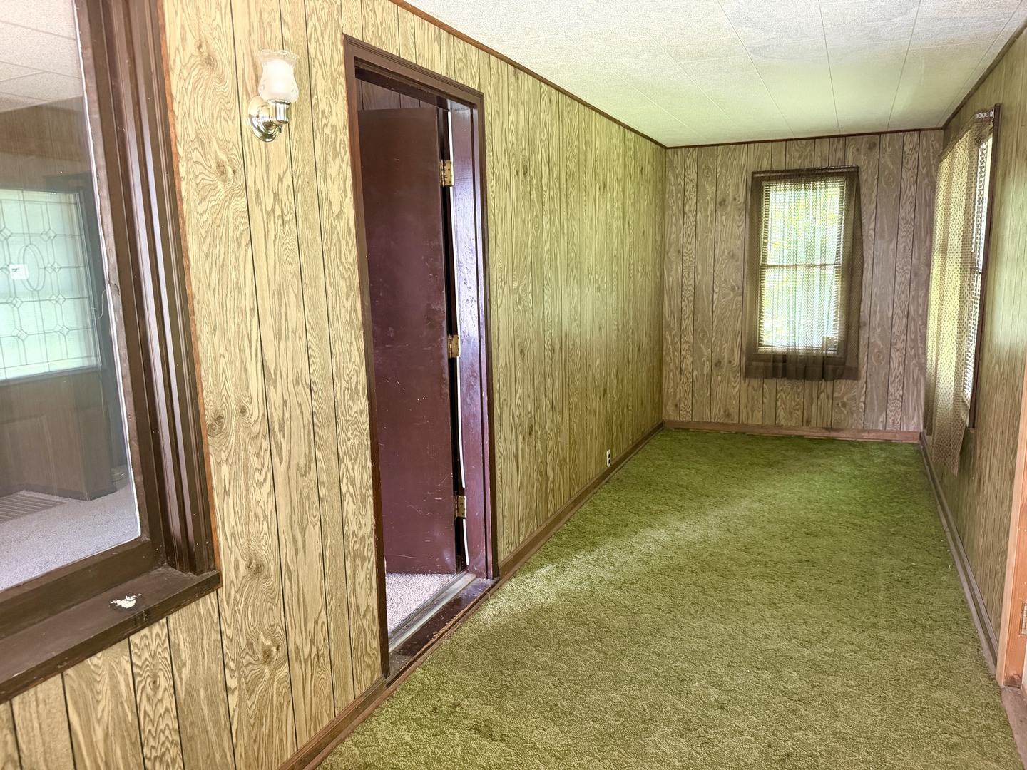 2710 3rd Street Property Photo 3