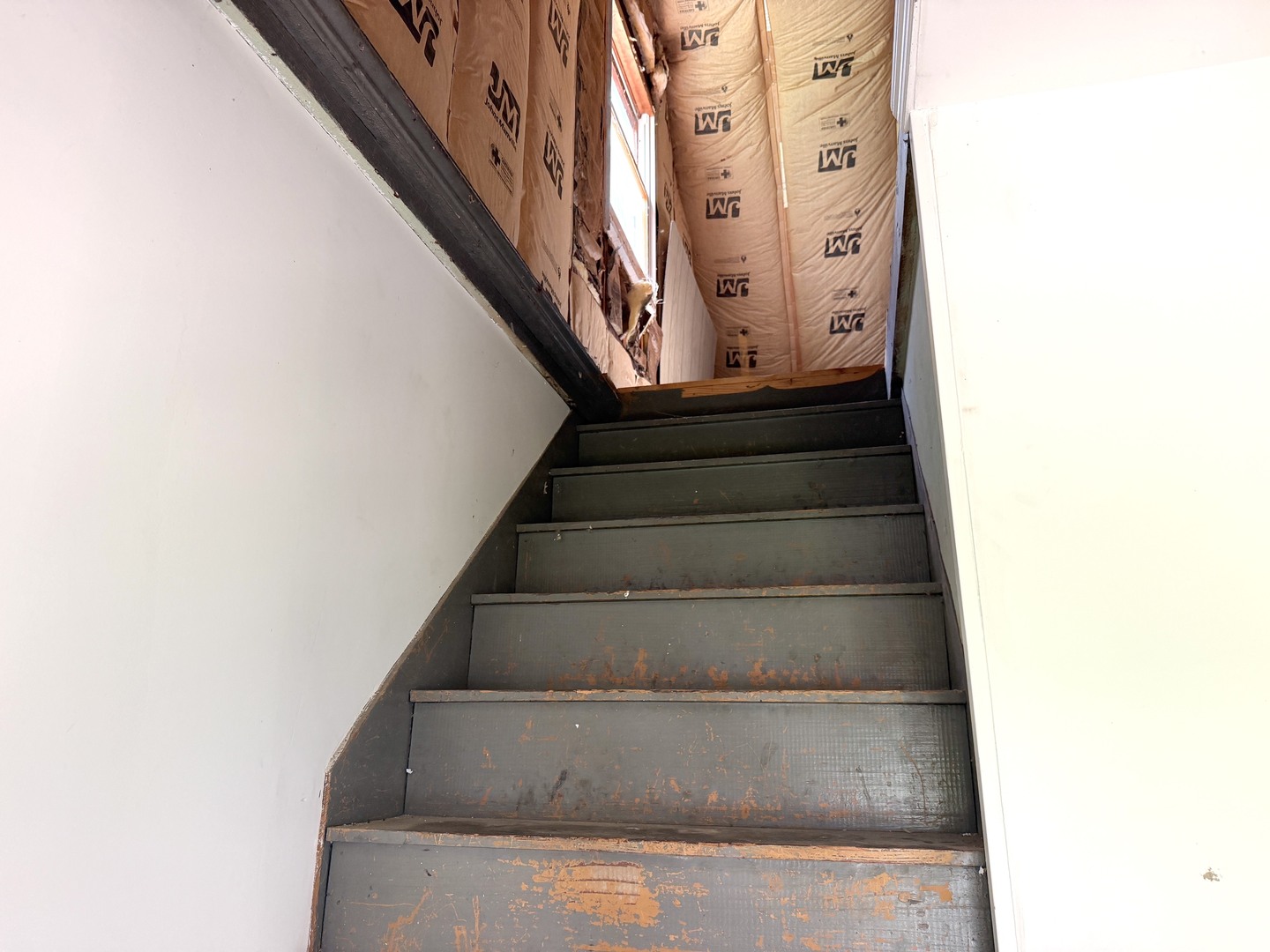 2710 3rd Street Property Photo 9